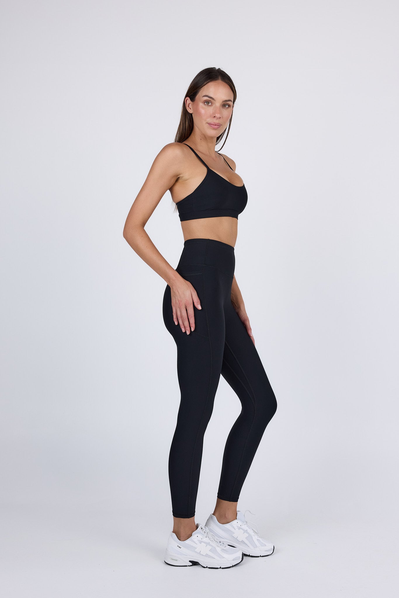 dk active Sports Bras Activate | Shift Bra Black