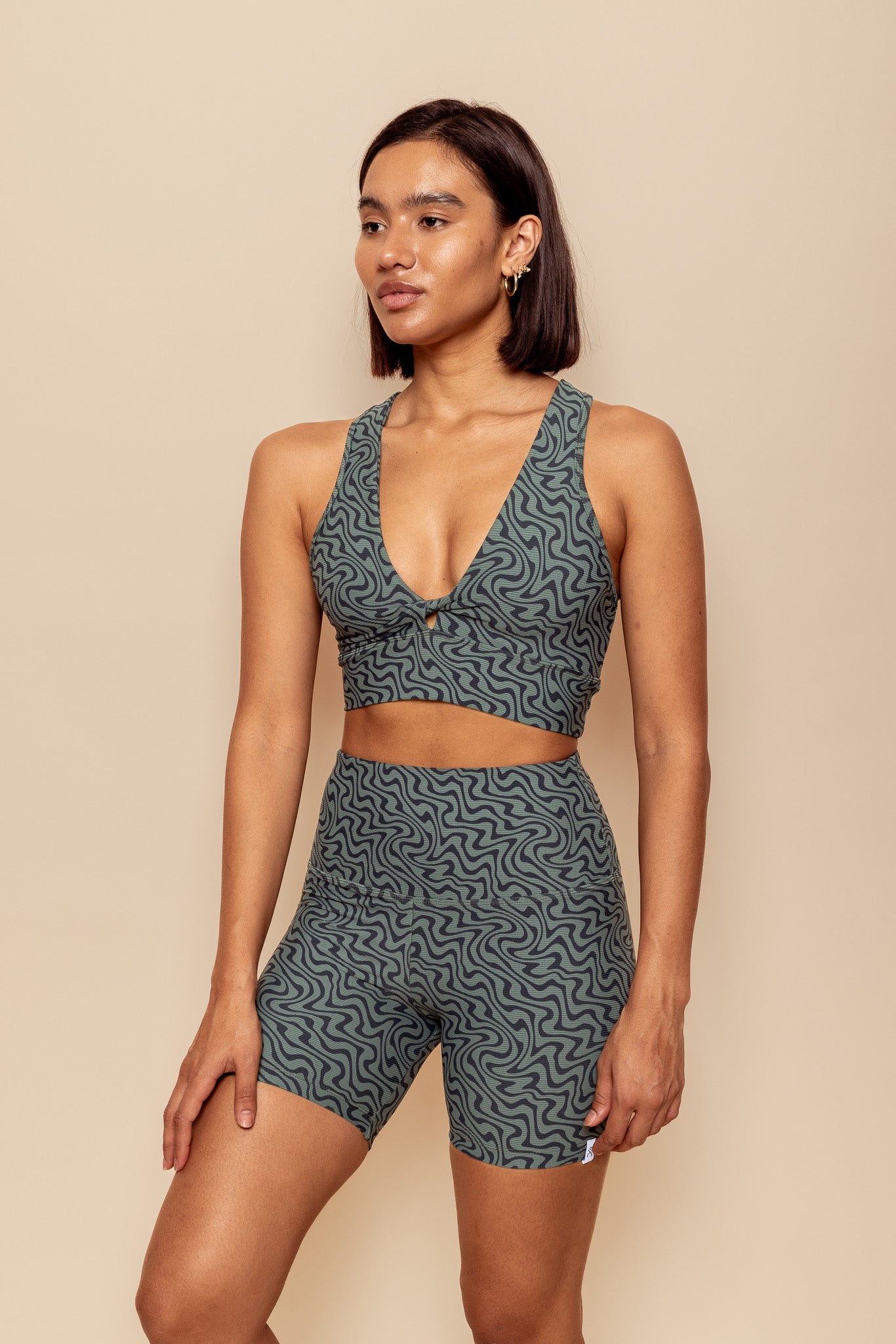 dk active SPORTS BRAS Daze Crop