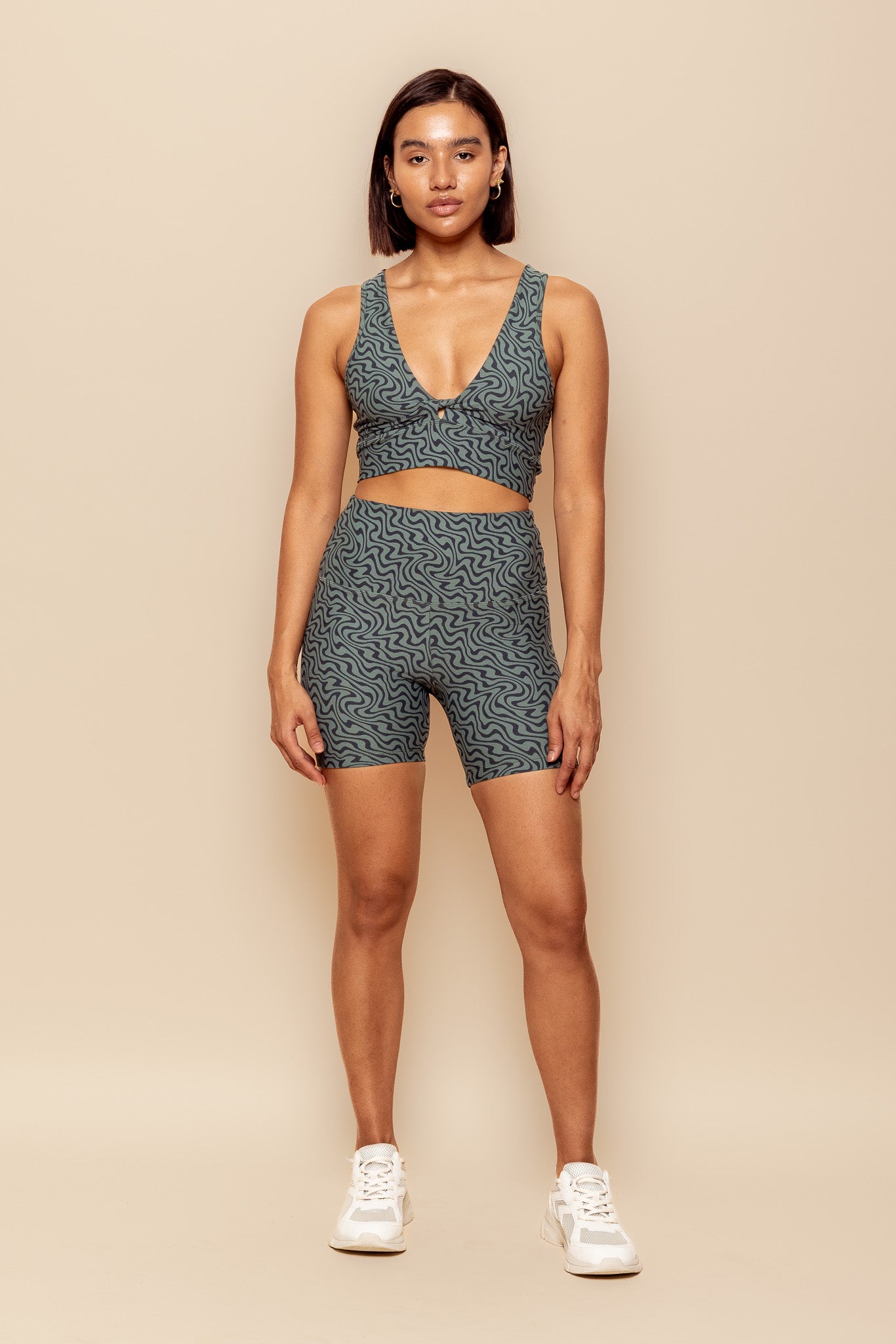 dk active SPORTS BRAS Daze Crop