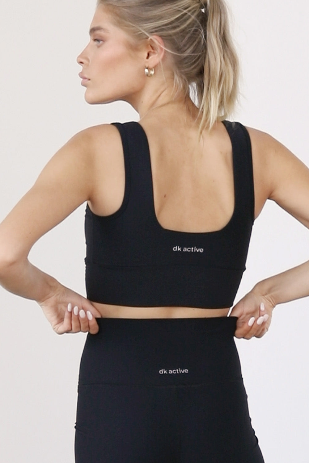 dk active SPORTS BRAS Mayfair Crop