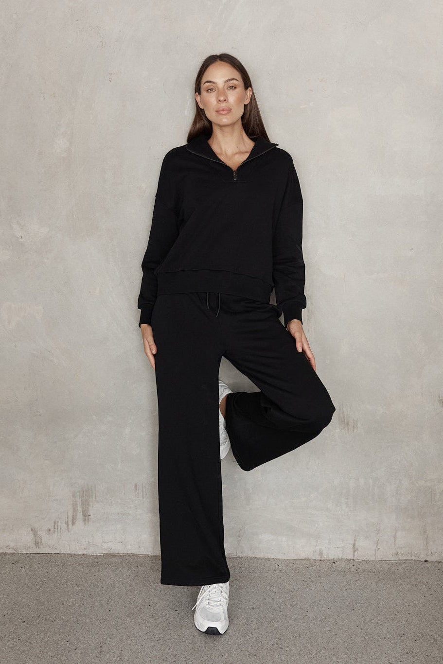 dk active Pants Off Duty Wide Leg Sweatpant Black