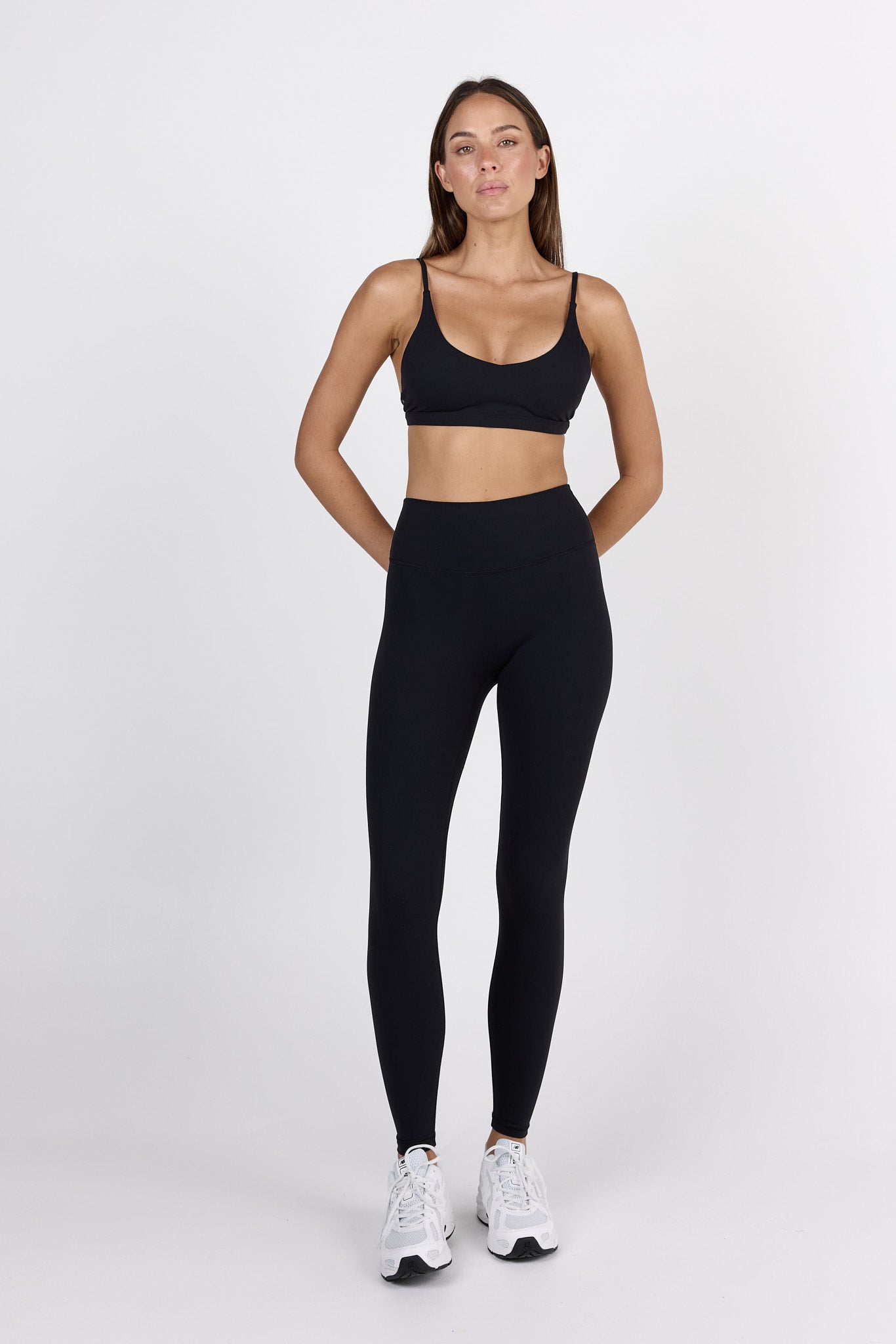 dk active SPORTS BRAS Core Comfort | Emersion Bra Black