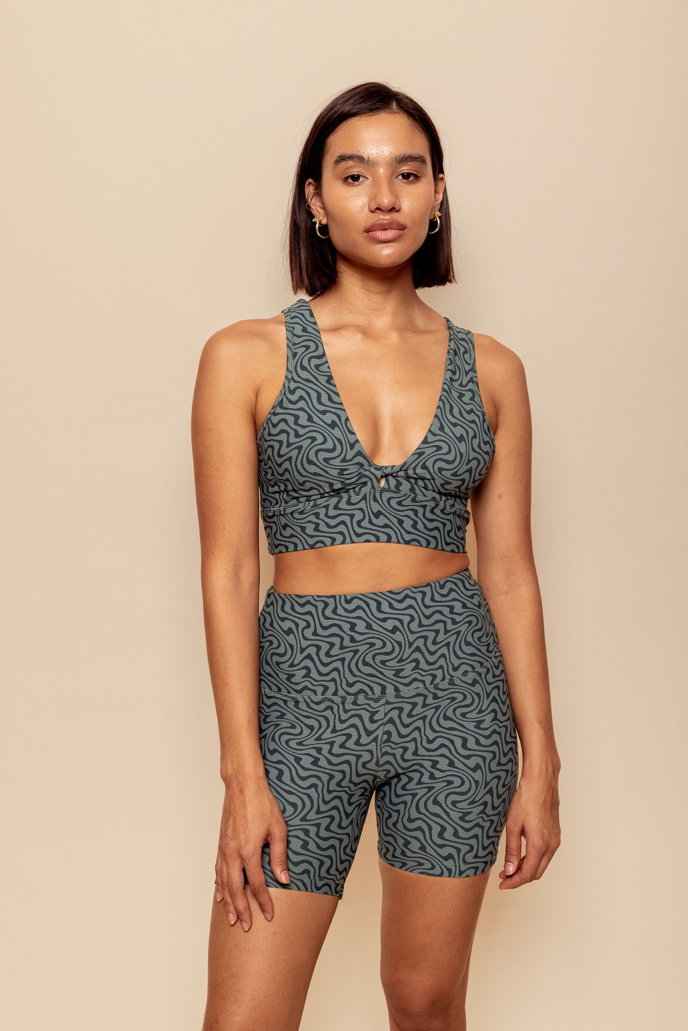 dk active SPORTS BRAS Daze Crop