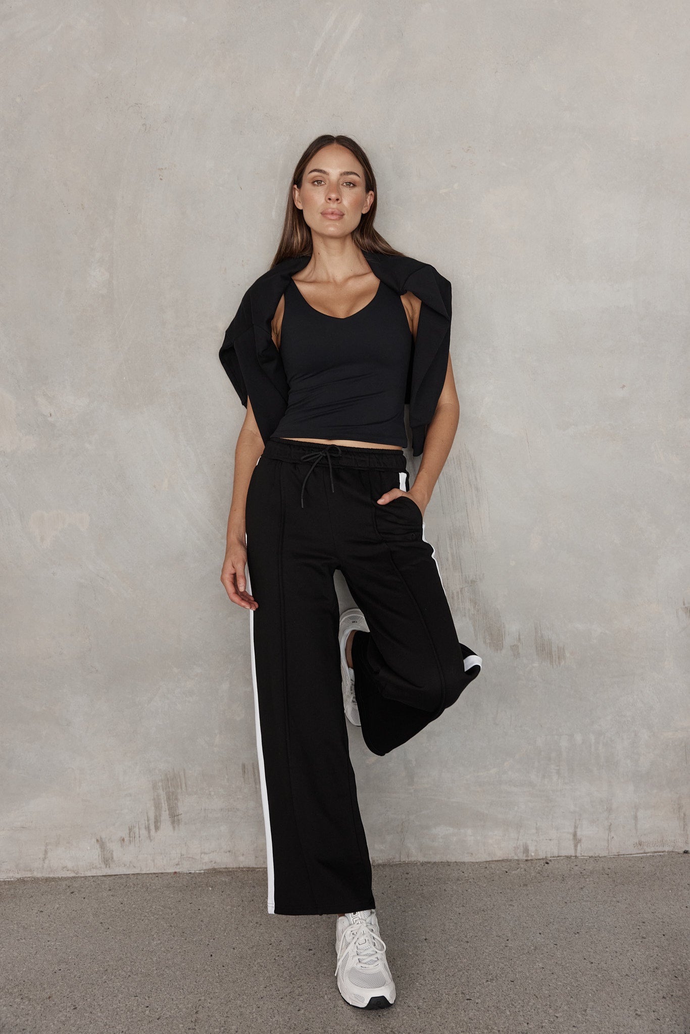 dk active Bottoms Essence Pant