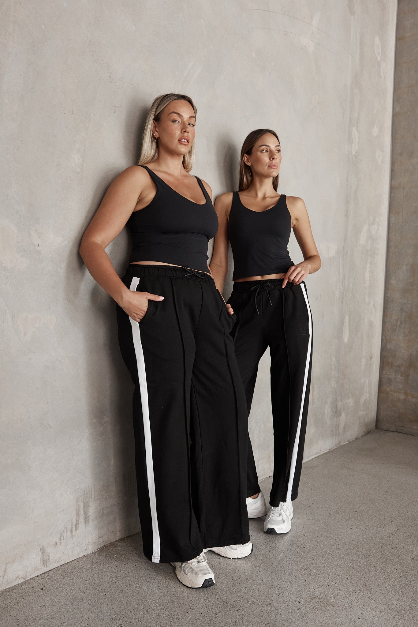 dk active Bottoms Essence Pant