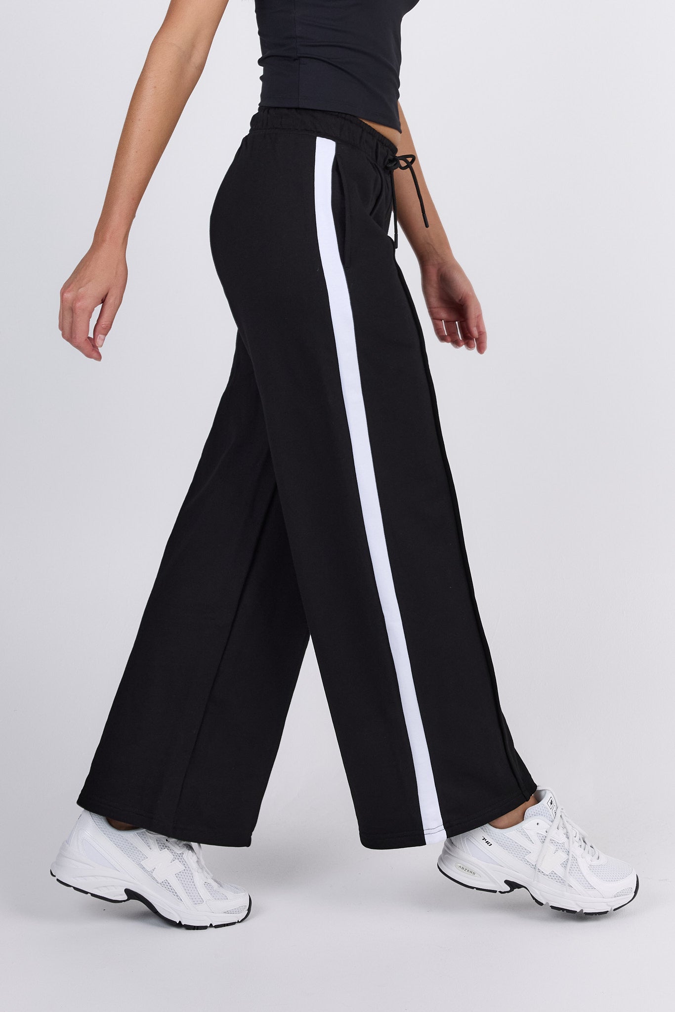 dk active Bottoms Essence Pant