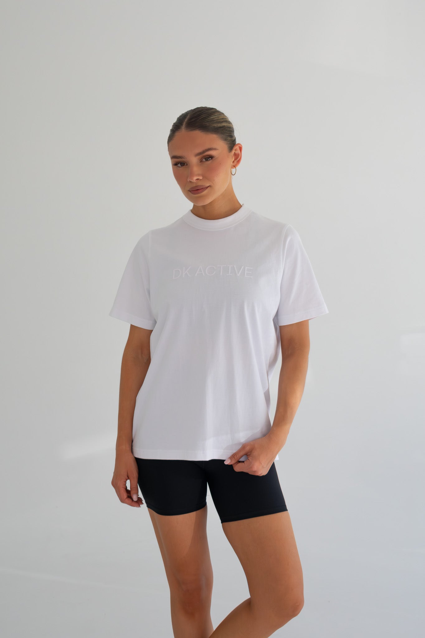 dk active Tops Logo Crew Tee