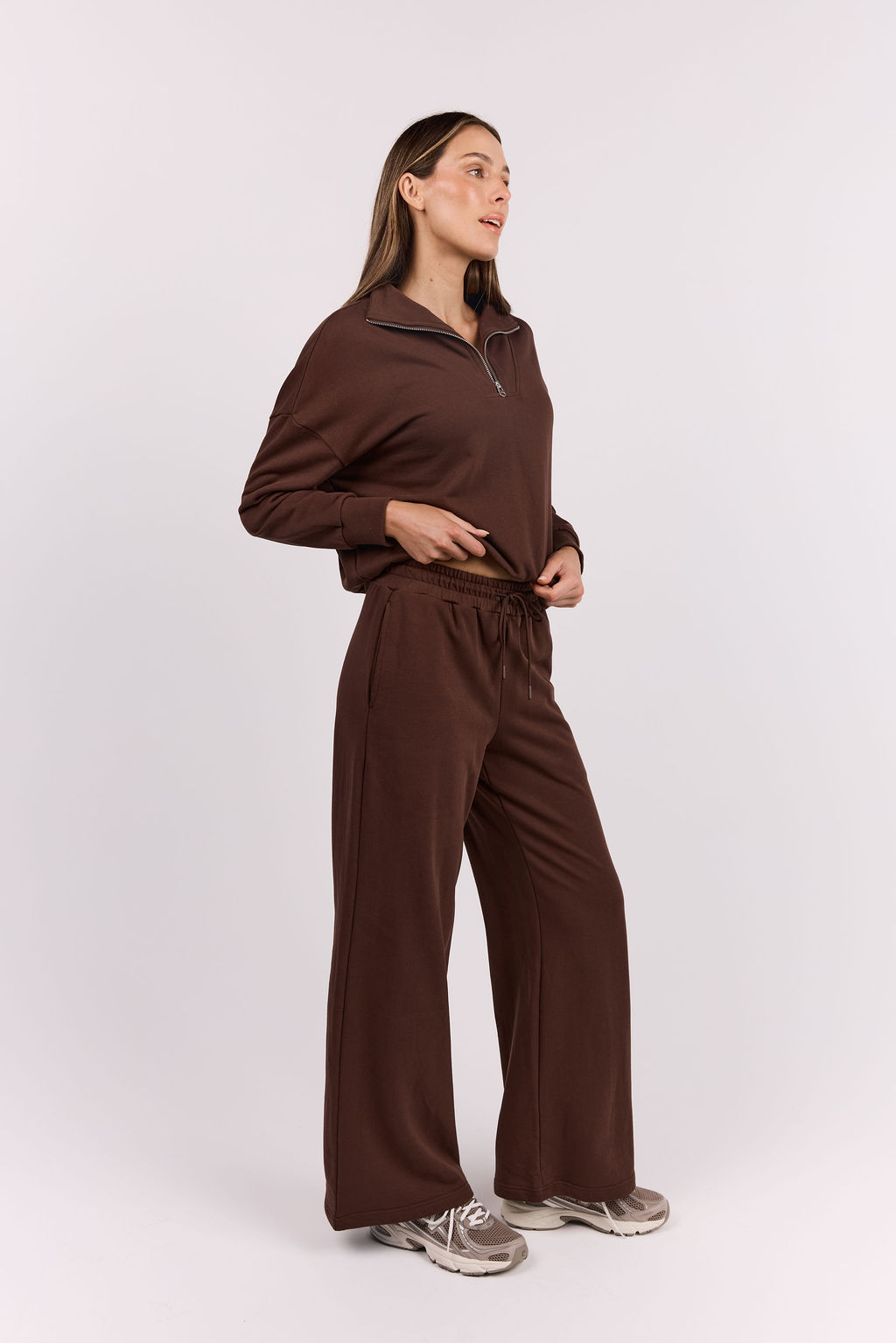 dk active Pants Off Duty Wide Leg Sweatpant Chocolate