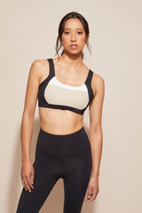 dk active SPORTS BRAS Lay-up Crop