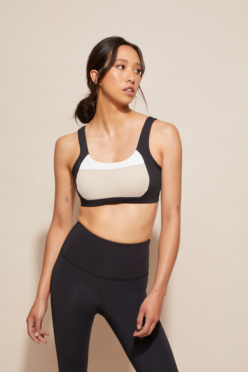 dk active SPORTS BRAS Lay-up Crop