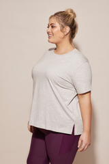 dk active CURVE TOPS Side Swipe Tee