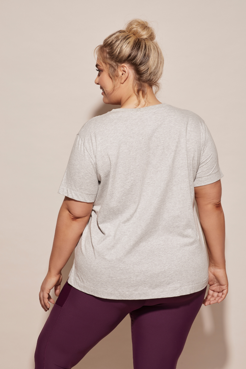 dk active CURVE TOPS Side Swipe Tee