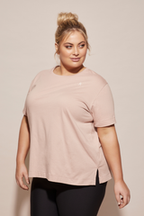 dk active CURVE TOPS Side Swipe Tee
